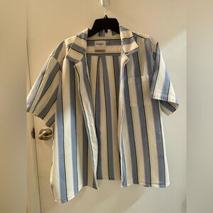 Goodfellow & Co Light Blue and White Vertical Stripe Camp Shirt / XXL